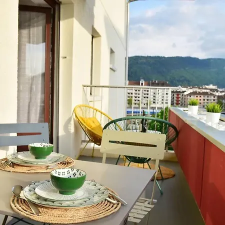 & Le - Proche , Terrasse Et Parking アパート アヌシー